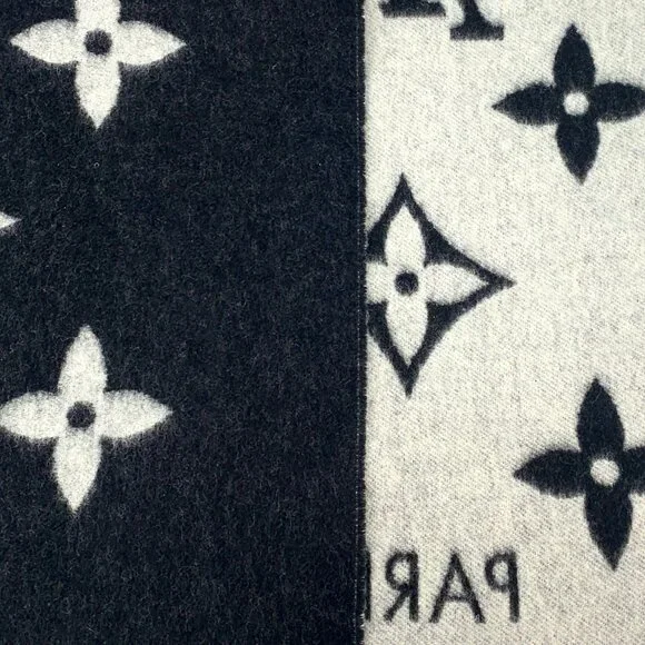 Louis Vuitton Black Monogram Logo Full-Print Cashmere Fringe Scarf